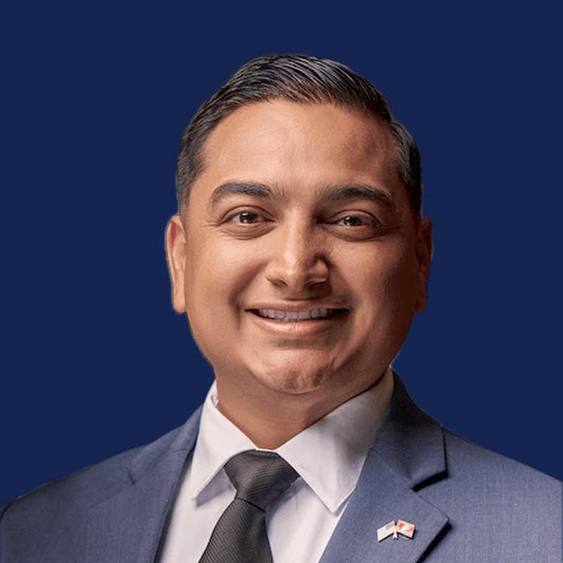 Council Member Arturo Flores